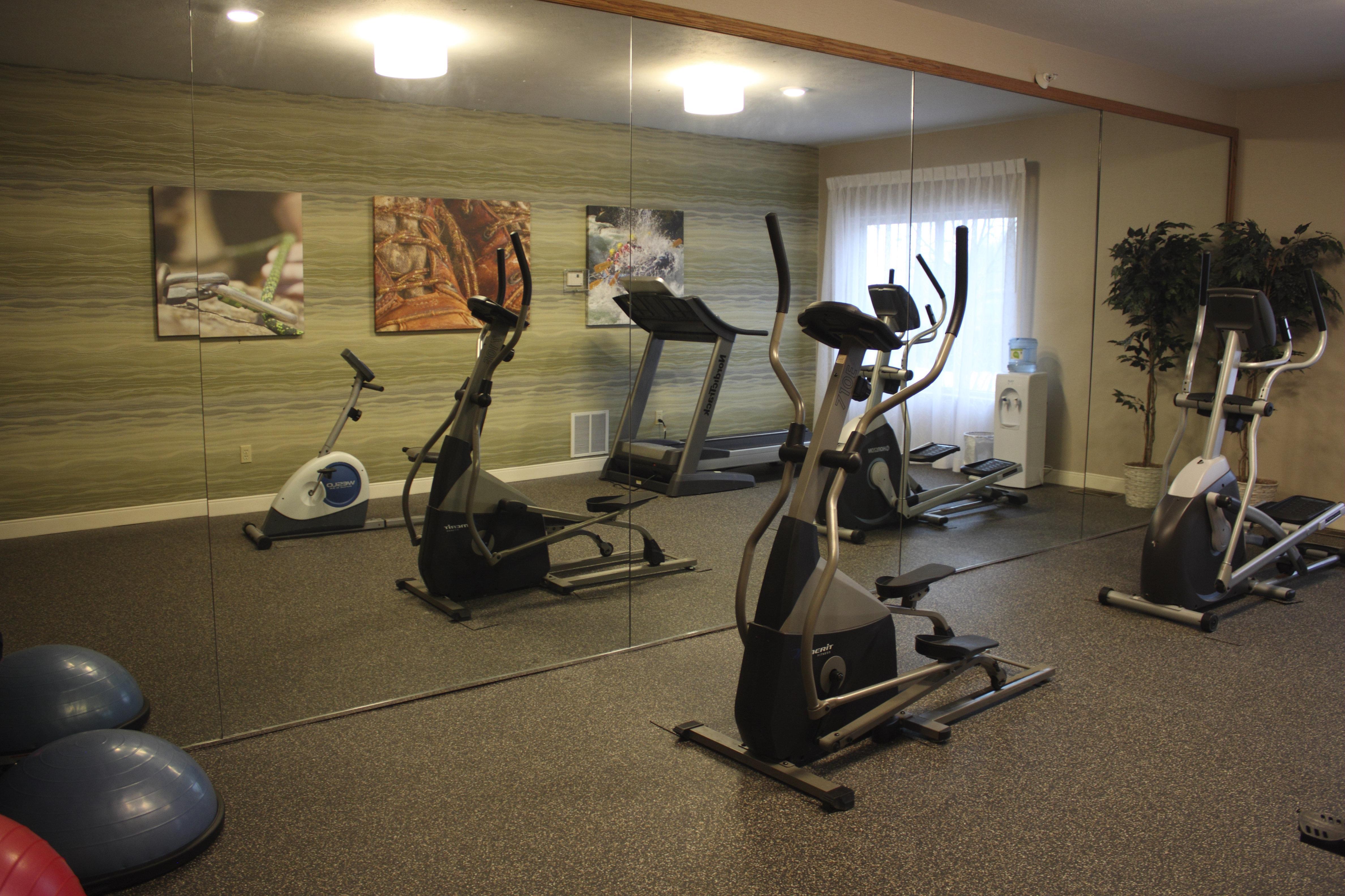 Holiday Inn Express Munising-Lakeview, An Ihg Hotel Eksteriør billede