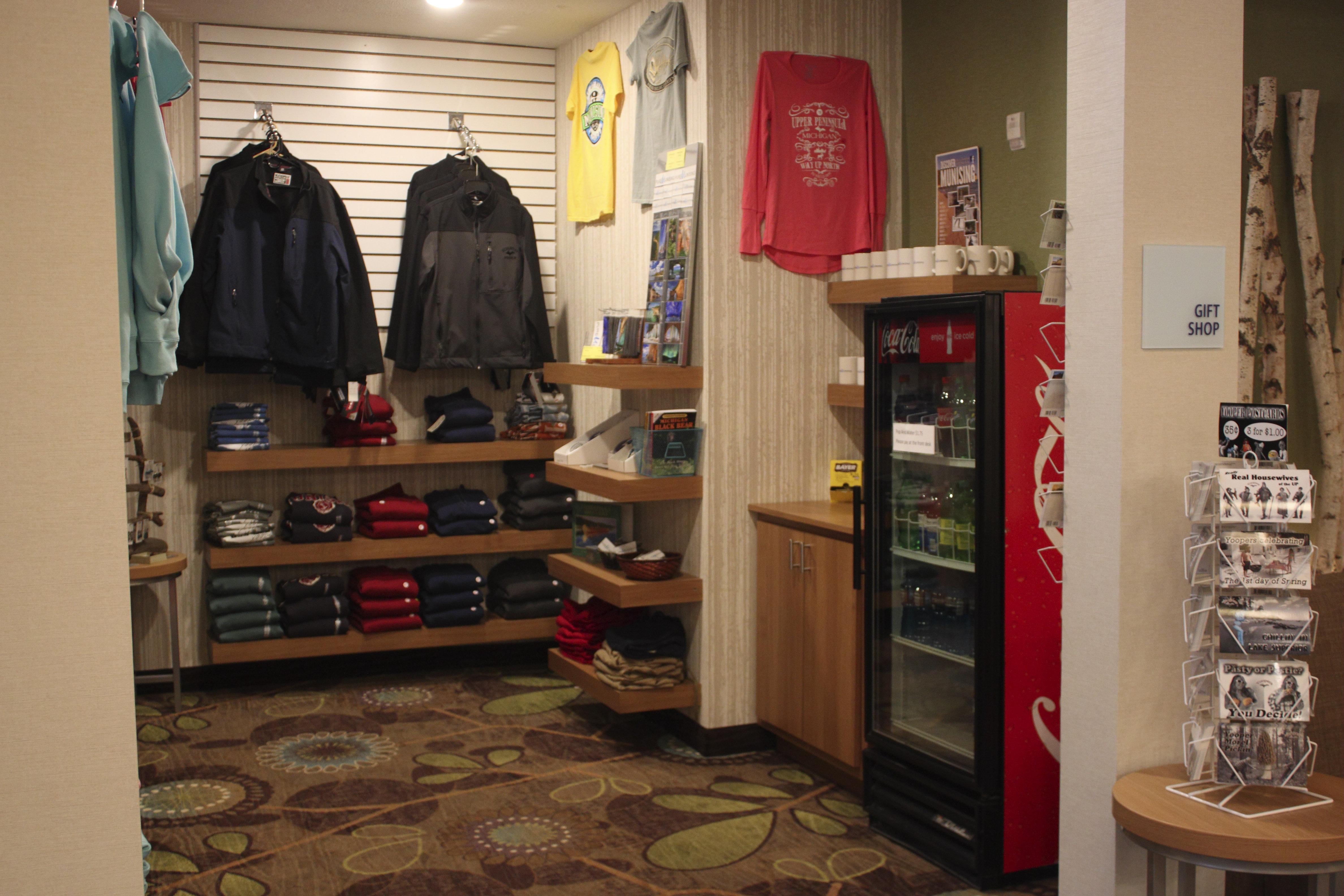 Holiday Inn Express Munising-Lakeview, An Ihg Hotel Eksteriør billede