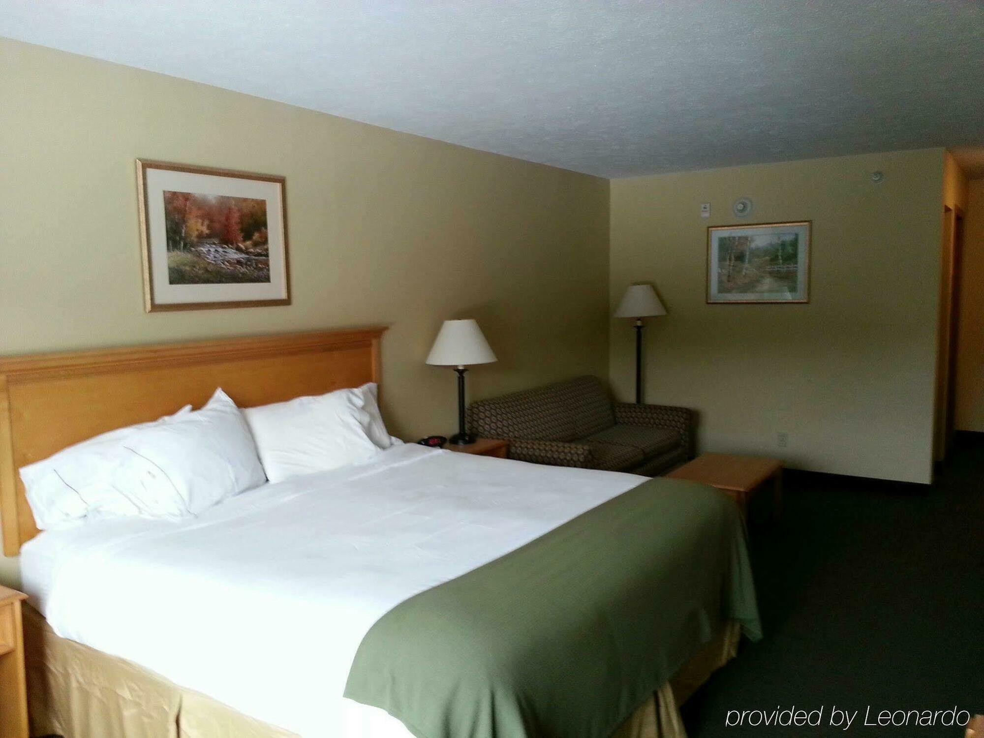 Holiday Inn Express Munising-Lakeview, An Ihg Hotel Eksteriør billede