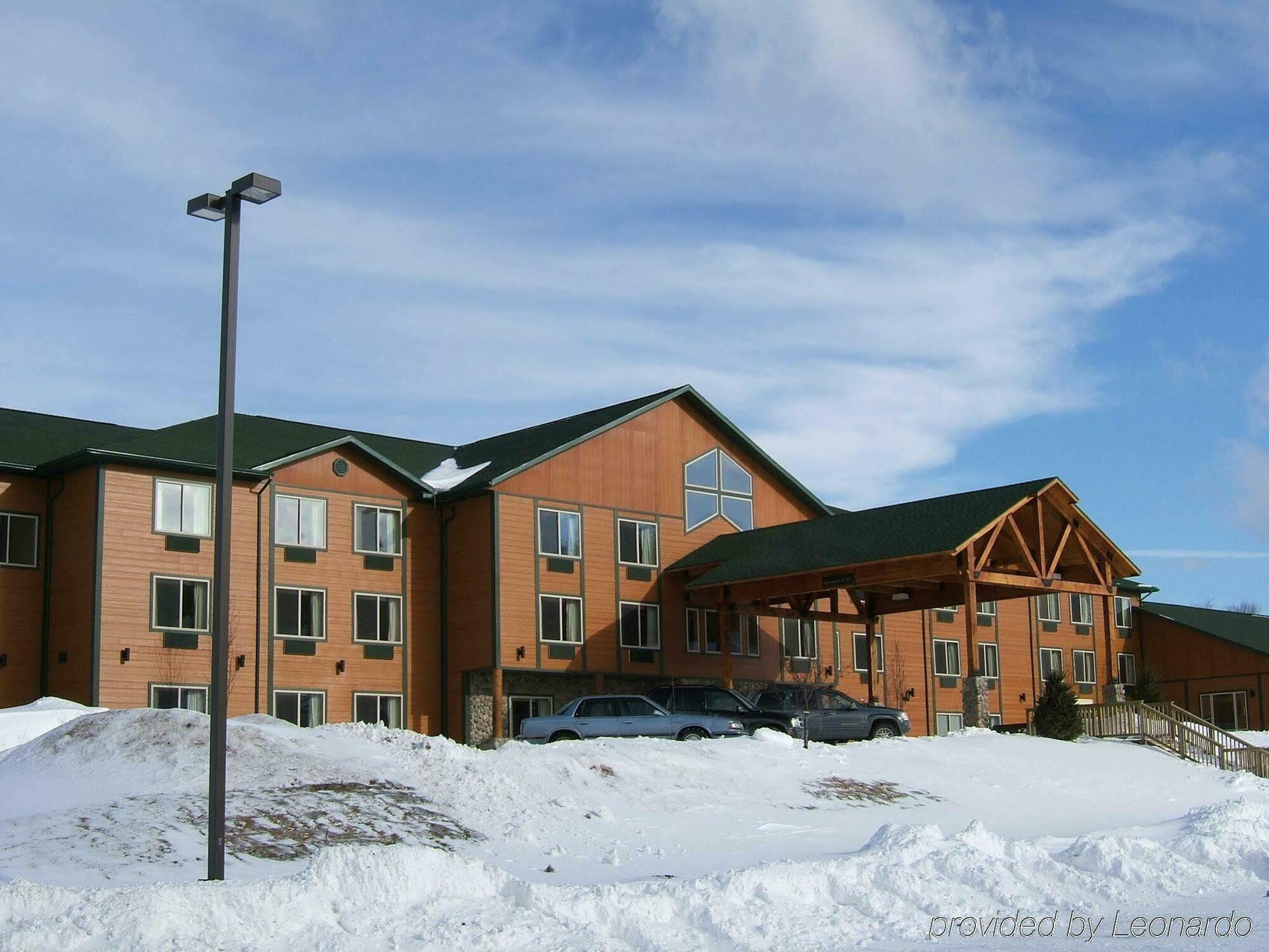 Holiday Inn Express Munising-Lakeview, An Ihg Hotel Eksteriør billede